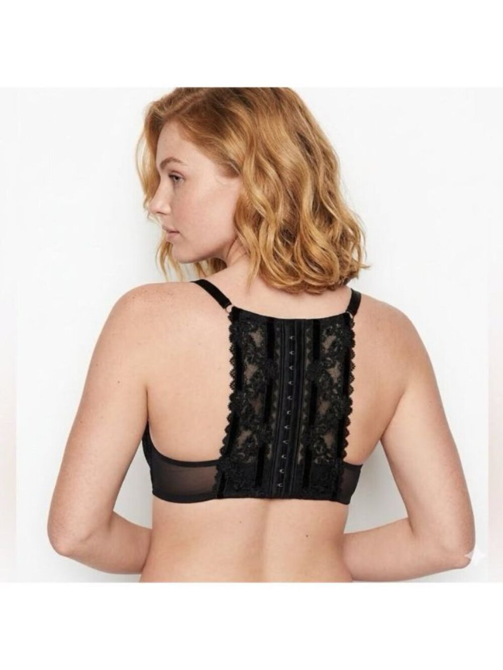 Victorias Secret 32 DD Black Lightly Lined Plunge Racer Back Lace Detail Sexy